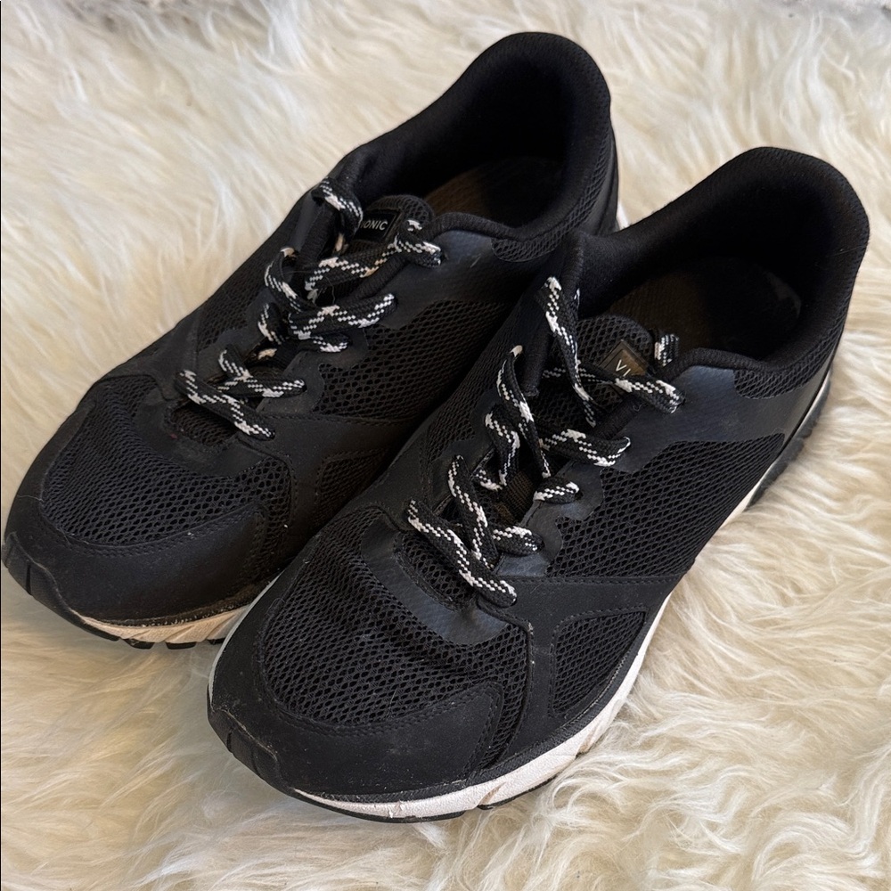 Vionic Woman’s Black Athletic Sneakers - Casual Performance Shoe